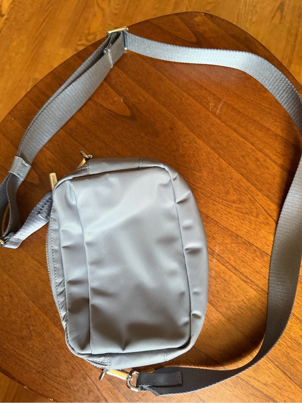 EUC Lululemon athletica Gray Sling Crossbody Bag - Picture 2 of 6
